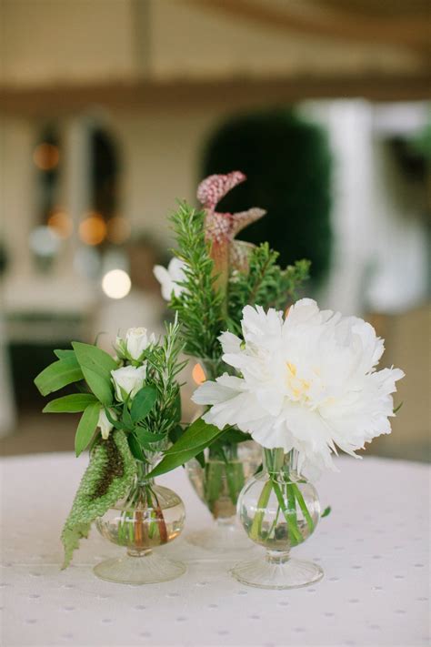 Pin By Kathy Legay On Wedding Ideas Vase Centerpieces Floral Vase My