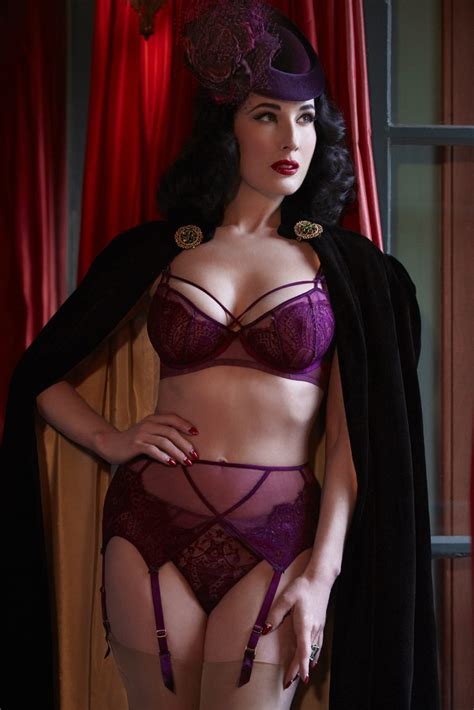 Dita Von Teese Von Teasing You In The Skimpiest Lingerie Ever The Fappening