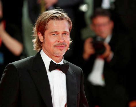 La Extraña Enfermedad De Brad Pitt Que Le Arruina Su Vida Social Best Fm