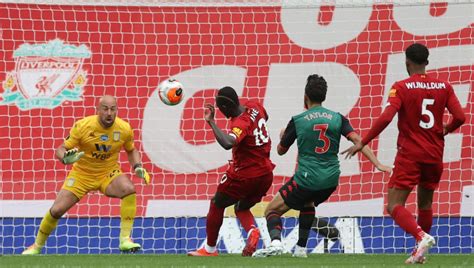 اليورو أو الأورو أو الأُيرو (الرمز الشكلي:€، رمز الإيزو:eur) هي العملة الموحدة لدول الاتحاد الأوروبي، الذي يعد بعد الدولار الأمريكي ثاني أهم عملة على مستوى النظام النقدي الدولي. كيفية استخدام الرمز الترويجي 1xBet 1xBet للفوز بالترويج ...