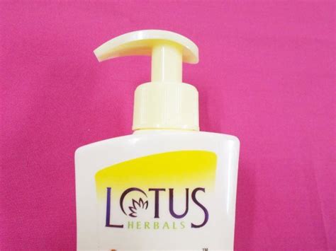 Lotus Herbals Cocoa Caress Daily Hand And Body Lotion Spf 20 Review