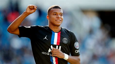 What sponsorship deals does kylian mbappe have? Mbappé, l'impressionnant record de précocité