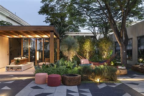 Interior desain rumah minimalis modern tipe 54. 5 Desain Teras Rumah Minimalis untuk Rumah Makin Memesona