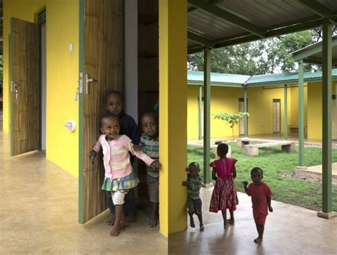 Eco Friendly Kwieco Shelter House Empowers Women In Tanzania