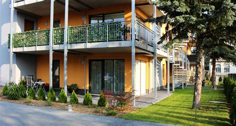Mietwohnungen in berlin ab eur 500/monat. Komfortable 2- und 3-Raum Wohnungen für Senioren in der ...