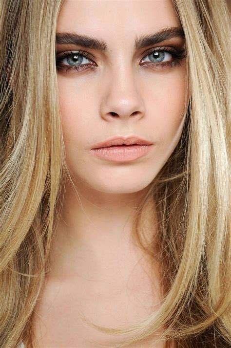 Boho Beauty Trend Bold Statement Eyebrows Natural Makeup Dark