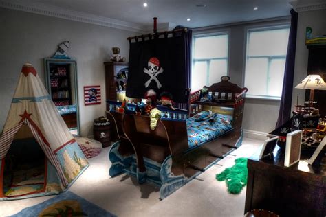 Check out our pirate ship bedroom selection for the very best in unique or custom, handmade pieces from our принты shops. 6 Ways to Turn your Little Boy's Room into a Pirate Ship ...