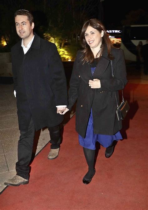 ולא, זה לא רק השנאה לבנימין נתניהו. והרי החדשות: עופר חדד התחתן, הקולגות הגיעו לחגיגה