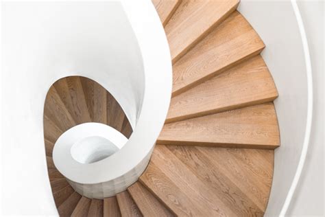 Als basis dient eine betontreppe. Betontreppe mit Holz - So verkleiden Sie Ihre Treppe wie ...