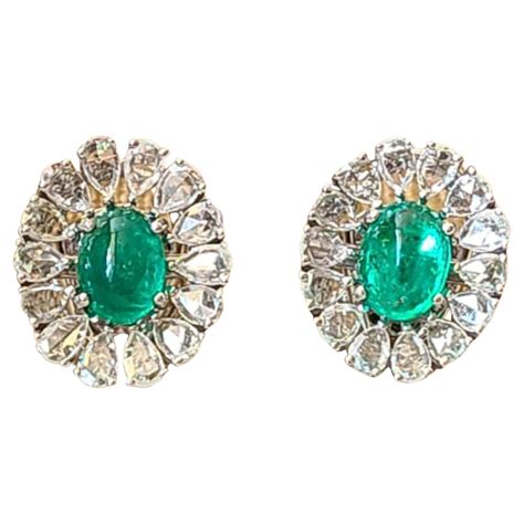 Set In 18K Yellow Gold Natural Zambian Emerald And Rose Cut Diamonds