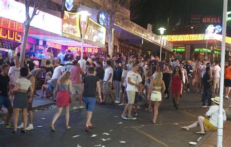 Magaluf Sex Video Shame Prompts Ban On British Tourists Drinking On Streets World News