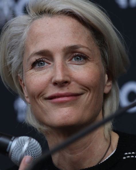 Gillian Anderson On Instagram “the Most Gorgeous Woman On Earth🥰