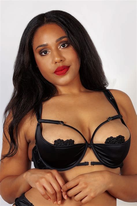 Ava Black Curve Strappy Ring Detail 1 4 Cup Bra Playful Promises Usa