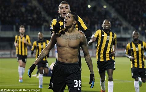 Explore tweets of patrick van aanholt @pvanaanholt on twitter. Not good enough for Jose Mourinho yet? Don't worry boys ...