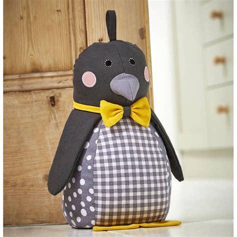 Penguin Door Stop Fabric Projects Fabric Crafts Sewing Projects
