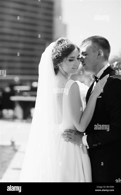 Beautiful Wedding Couple Stock Photo Alamy