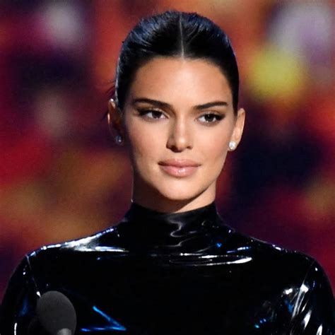 Kendall Jenner Kylie Ben Simmons Body Shaming Givenchy Kate Moss Style Tommy Hilfiger