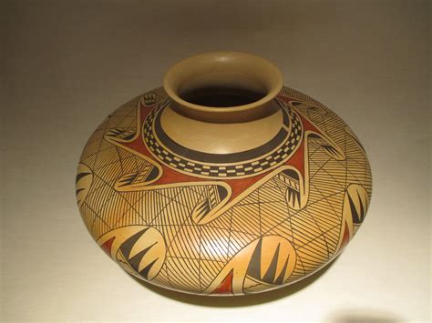 Hopi Pot By James G Nampeyo Native American Hopi Pottery Native