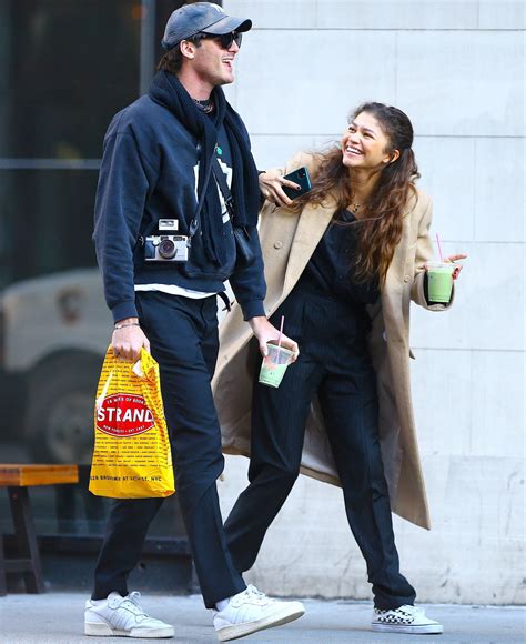 Zendaya And Jacob Elordi Are The New Couple Their Pda Confirms The