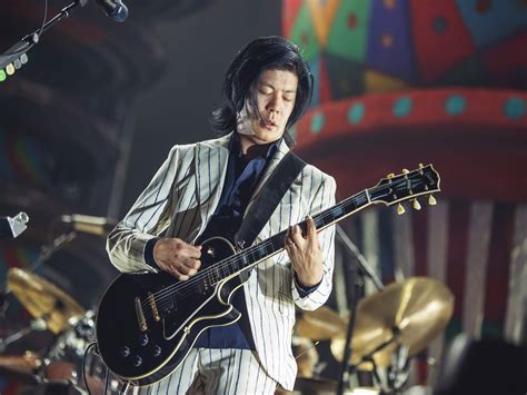 17 Fascinating Facts About James Iha