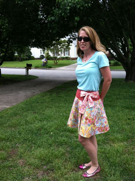diy love jill reversible wrap around skirt i omitted the belt loops and trimmed 2 inches in
