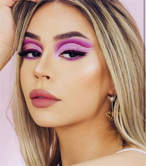 Top Model’s Guide Makeup News Fall Makeup Looks Glamorous Makeup