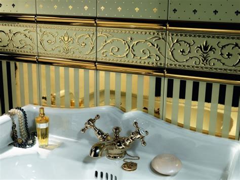 Not in any period, either before or since that. Fliesenhaus München, Flößergasse 8 Untersendling, 81369 ...