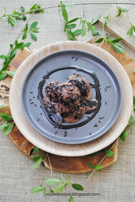 Helado De Chocolate Para Los Amantes Del Chocolate Cocina Y Recetas Fáciles