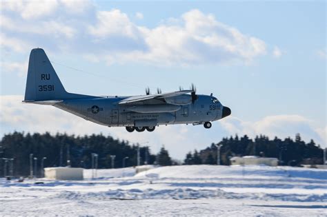 C 130 Hercules Military Transport Aircraft United States Navy