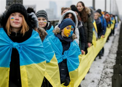 У 2021 році день конституції припадає на понеділок. День соборності України-2021: коли відзначаємо, історія та ...