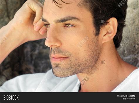 Side Profile View Image And Photo Free Trial Bigstock