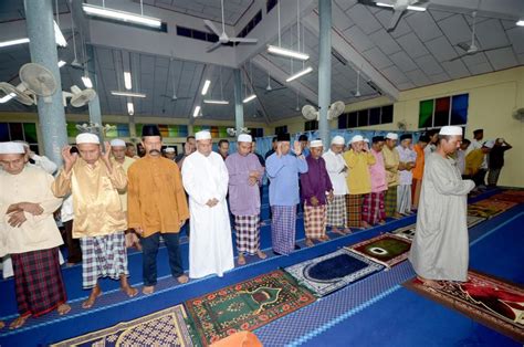 Membaca tasbih dalam rukuk termasuk dalam sunat _. Solat sunat sempurnakan ibadat, jangan alpa... ada 5 waktu ...