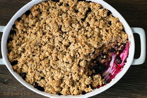 1 cup plain, nonfat greek yogurt; low calorie blueberry crisp