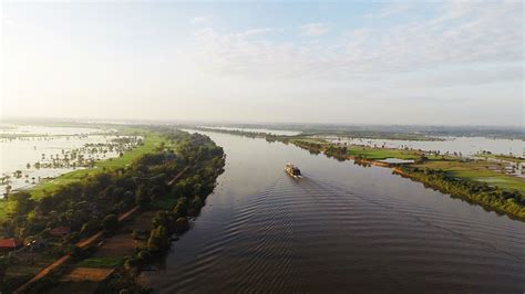 Off Aqua Mekong Summer Season Cruises