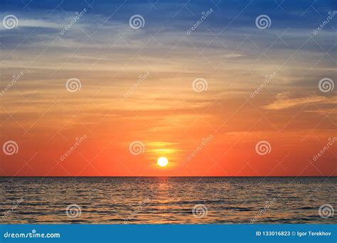 Beautiful Red Sunset Over Ocean Stock Image Image Of Beauty Sunset