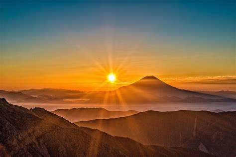 mount-fuji-morning-sun-rising-8k,-hd-nature,-4k-wallpapers,-images,-backgrounds,-photos-and-pictures