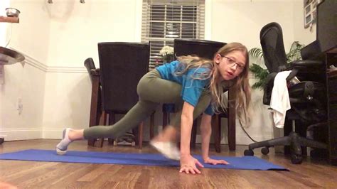 Are you wondering if it is possible to get dimples or you want to know how to get dimples naturally, either with a pen, ice, spoon, in one day, with a bottle now that you have figured out the exact spot, continue pressing this spot every day for 30 minutes. How to do a split in a day - YouTube