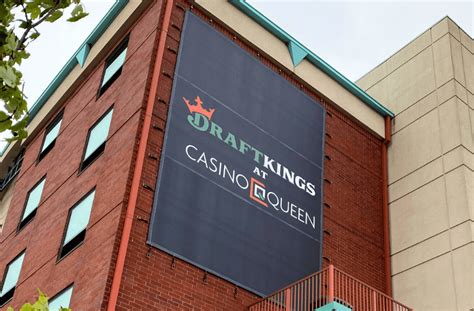 Illinois legalized sports betting in 2019, and sports betting apps launched starting in 2020. DraftKings Launches Retail, Mobile Sports Betting in Illinois
