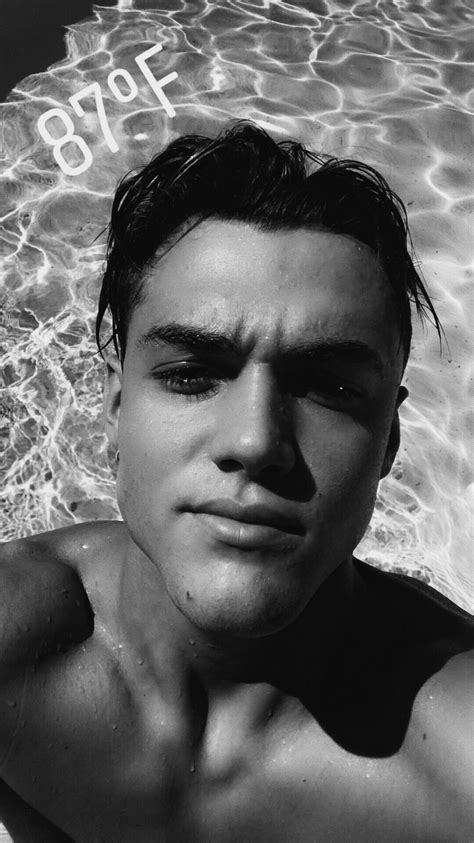 Husband Grayson Dolan Imagines Ethan And Grayson Dolan Attractive Male Dolan Twins Twin