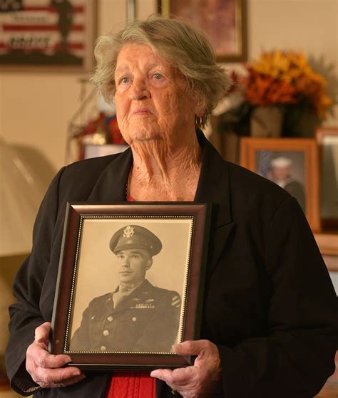 Wwii Soldiers Widow To Accept Medal Of Honor For Late Husband Us