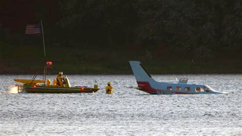 Plane Approaching Airport Loses Power Crash Lands In River