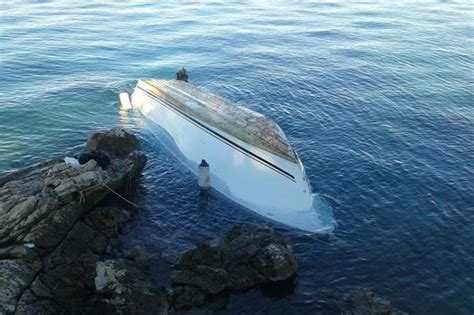 Twelve Dead 21 Rescued As Migrant Boat Sinks Off Greek