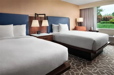 Hotel desks, hotel chairs, hotel tables, hotel contract beds, hotel reception desks, hotel headboards, hotel. Doubletree - Annapolis, MD in 2020 | Home, Home decor ...