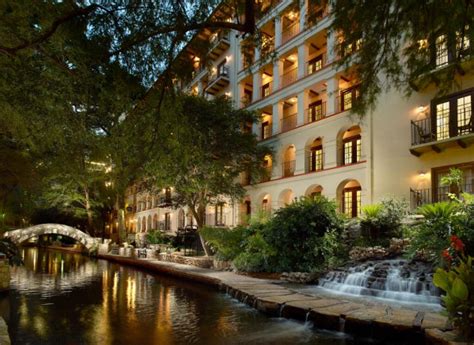 Best Riverwalk Hotels In San Antonio With Balconies The Hotel Guru
