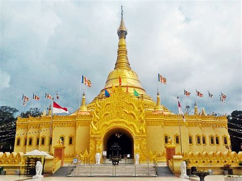 Welcome To Indonesia Blog Golden Pagoda Lumbini Berastagi