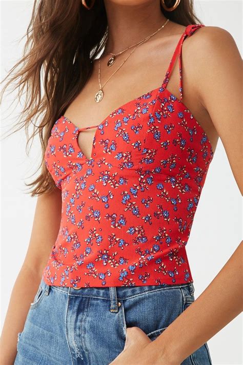 Floral Cropped Cami Forever 21 Simple Trendy Outfits Cropped Cami Clothes