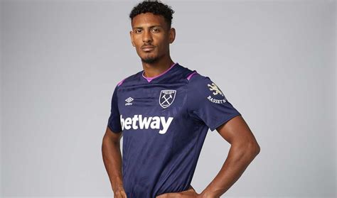 Fifa 21 ratings and stats. Haller: I can't wait to feel the support of 60,000 West ...