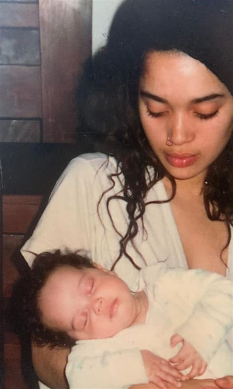 Zoë Kravitz Proved Shes Identical To Mom Lisa Bonet