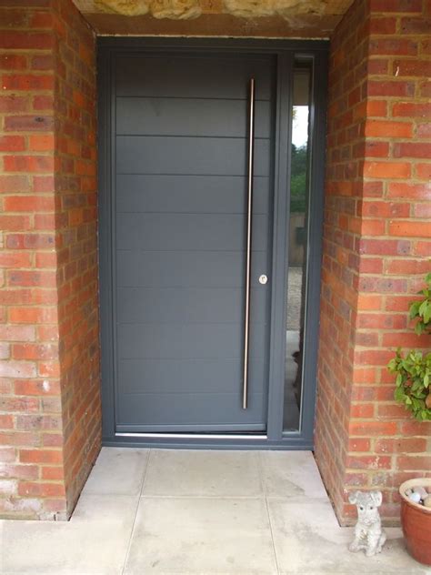 And it doesn't take much to implement any of them! Modern front door Kloeber Funkyfront (4) | Fashadas de ...