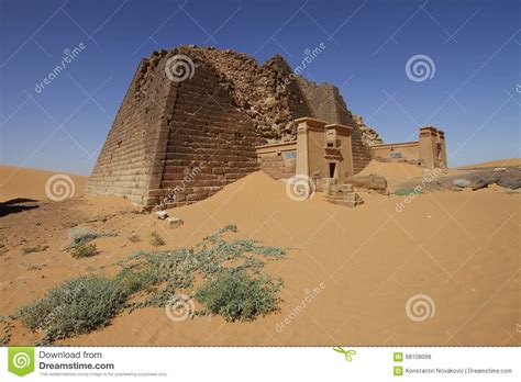 Meroe Pyramidal Tomb Stock Photo Image Of Africa Dunes 68108098